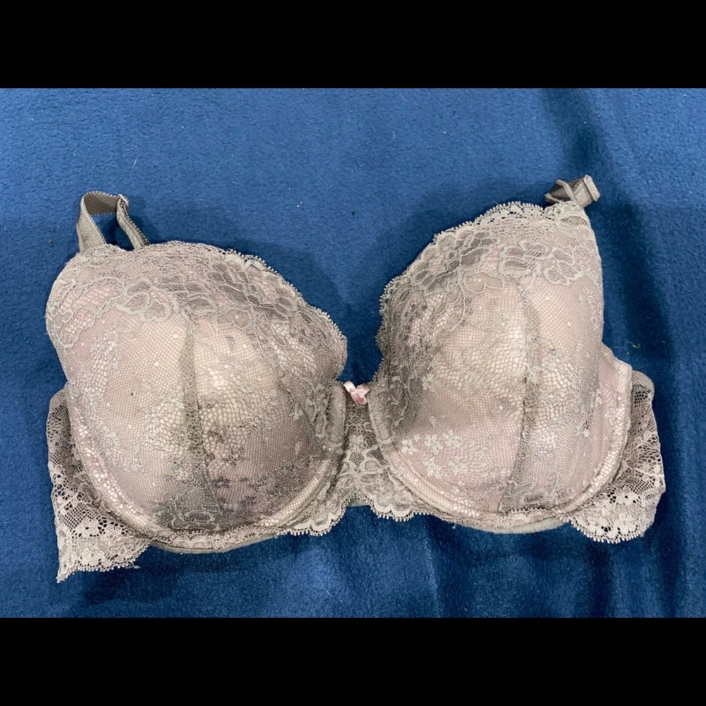 VS Lace bra